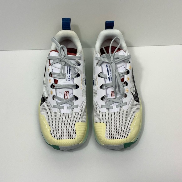 Nike Women's Snikers Sz 7.5 React Wildhorse Trail Hiking Running Shoe DR2689 101 - Picture 6 of 16